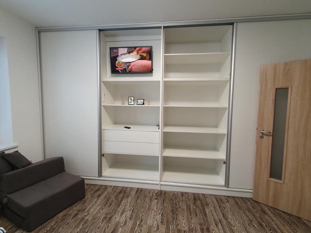 Apartman U Jakuba Dvur Kralove nad Labem Ngoại thất bức ảnh